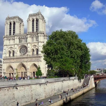 Imhost 8 - Lovely Studio At St Michel-Notre Dame Parigi Esterno foto