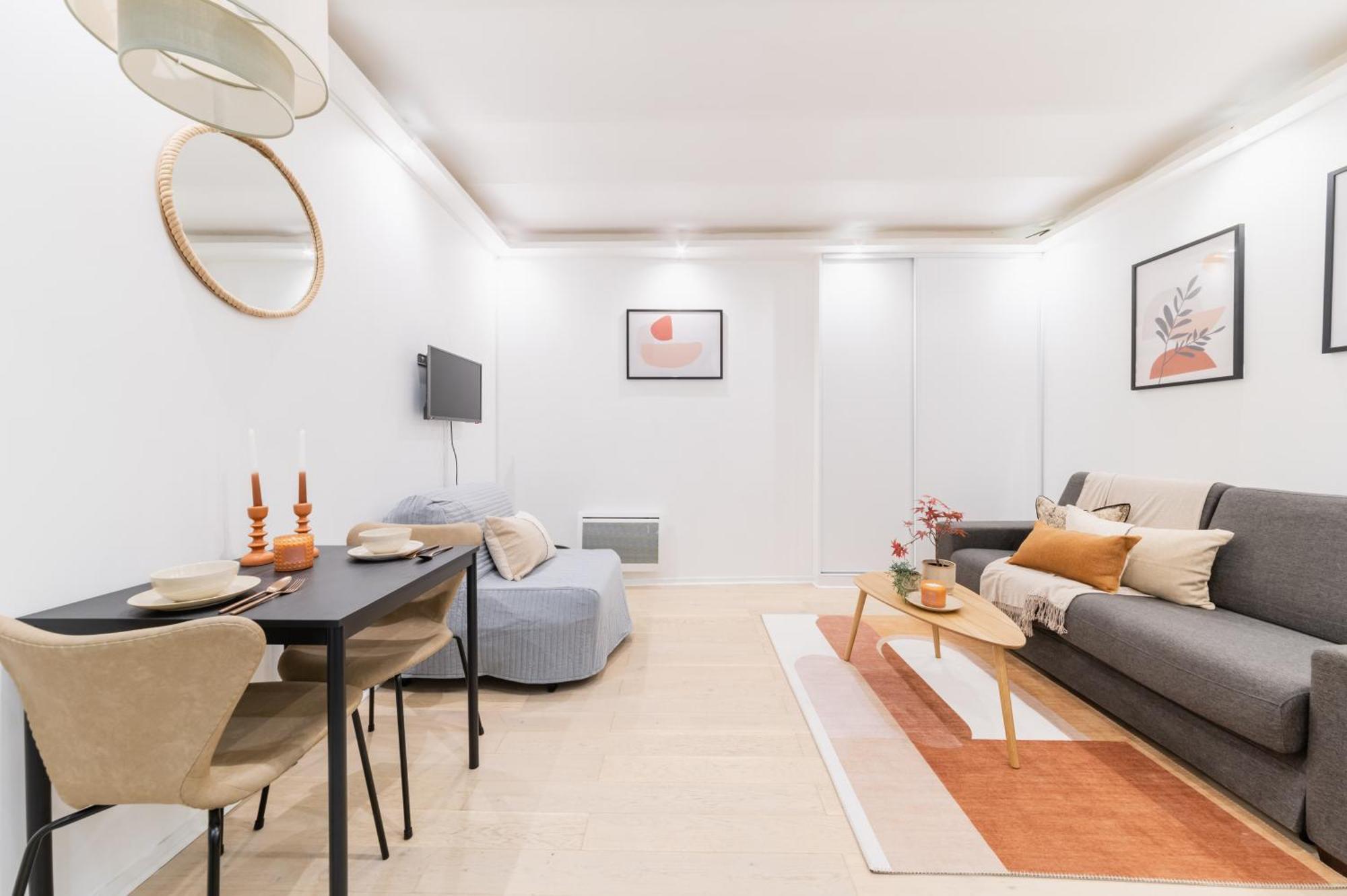 Imhost 8 - Lovely Studio At St Michel-Notre Dame Parigi Esterno foto